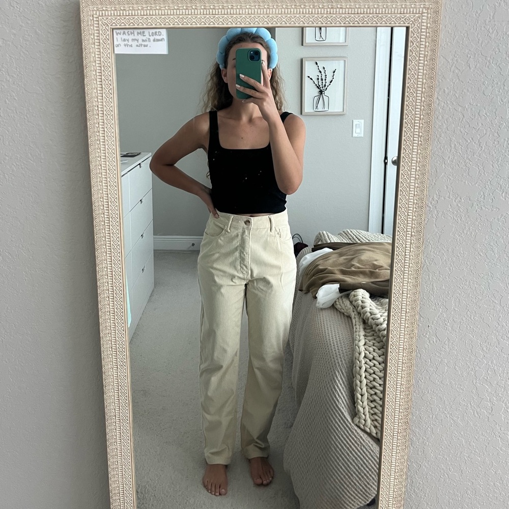 Cream Corduroy Feel Pants. SHEIN Medium. Good condition lightly used.